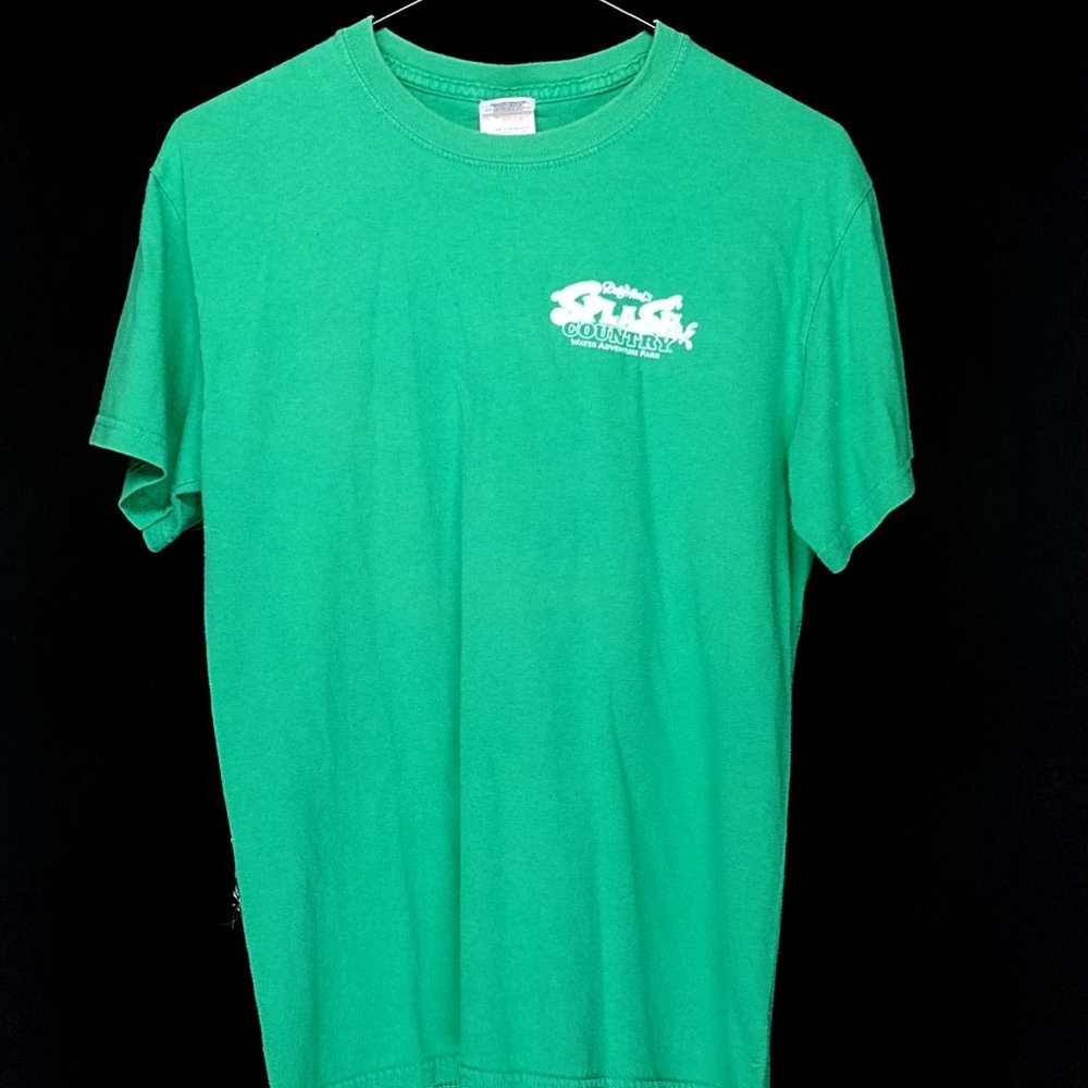 Dolllywood Splash Country Season Pass Tee Green Small